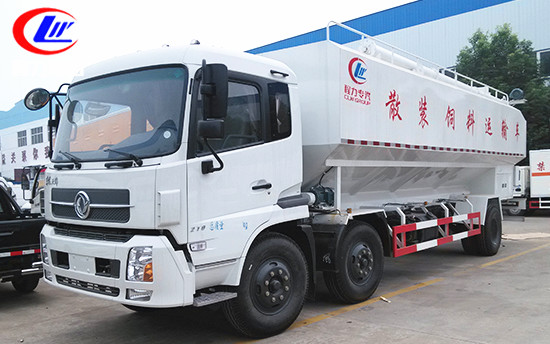 30立方東風(fēng)天錦小三軸<a href=http://khskpw.cn/siliaoche/ target=_blank class=infotextkey>飼料車</a>
