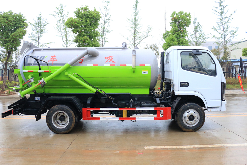 小福瑞卡國(guó)六 5方 吸污車(chē)圖片2